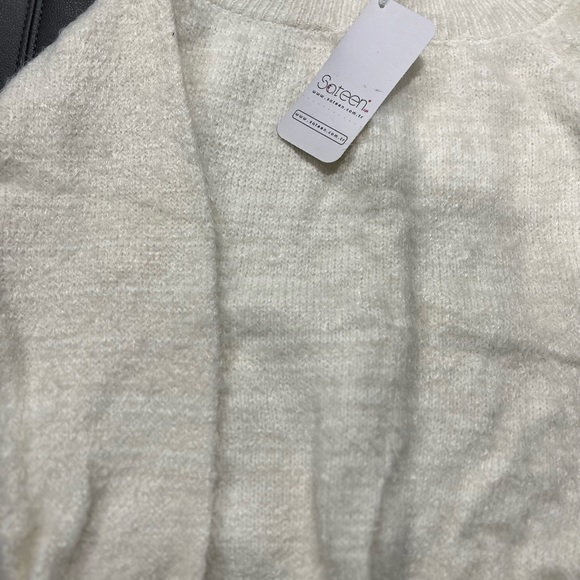 NWT white fuzzy sweater, size S, can fit M as well - Picture 3 of 3